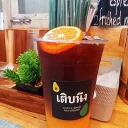 มะพร้าว&อโวคาโด byเติบนึง ตรงข้าม7-11 ในซอยนิมิตรใหม่40