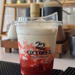 สตอเบอรี่นมสดเย็น