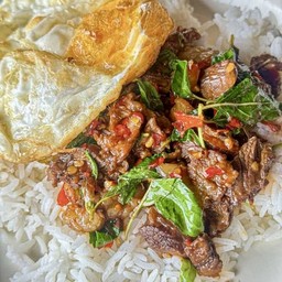 ข้าวกะเพราเนื้อเปื่อย