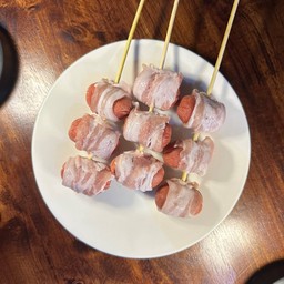 ใส้กรอกพันหมูสามชั้น