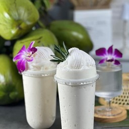 มะพร้าวนมสดปั่น