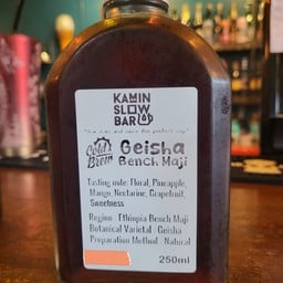 ขมิ้น matcha & coffee