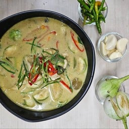 แกงเขียวหวาน (กับข้าว)