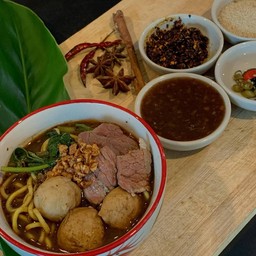 ก๋วยเตี๋ยวเรือหมู