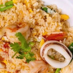 ข้าวผัดทะเล (ไม่แถมไข่ดาว)