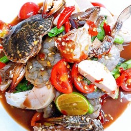 เกาเหลาปูม้า1+กุ้ง5+หมูยอ1