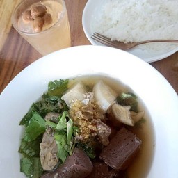ต้มเลือดหมู+ข้าวสวย