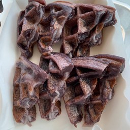 ขนมบ้าบิ่นมะพร้าวน้ำหอม