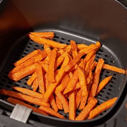 น้ำหนักมันก่อนอบ 200 กรัม