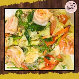 ผัดวุ้นเส้นชะอมกุ้ง (กับข้าว)