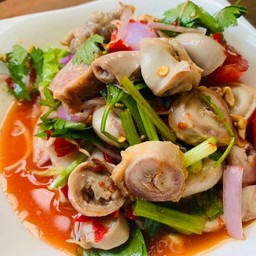 ยำไส้ตัน