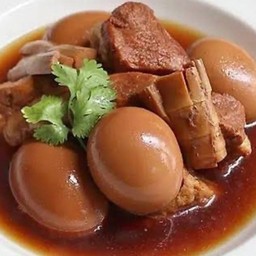 ข้าวราดไข่พะโล้/ไก่