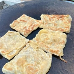 กล้วยทอด Khola ถนน จรูญสำราญ