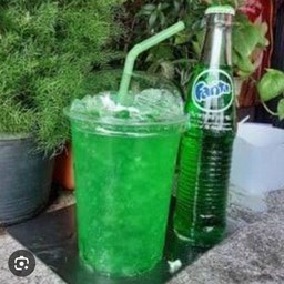 น้ำเขียว แฟนต้าแก้วโอ่ง