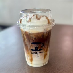 มัคคิอาโต้