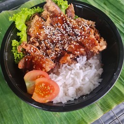 ข้าวไก่กรอบซอสเทอริยากิ