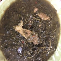 ร้านลาบลุงจรัส ตลาดไท