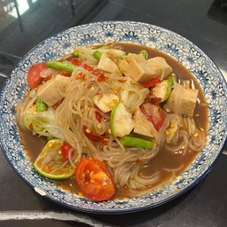 ตำเส้นเล็กหมูยอ