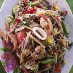 ตำปูปลาร้า รวมทะเล