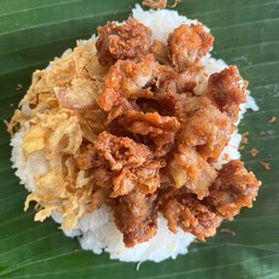 ข้าวเหนียวหมูกระดูกอ่อนกระเทียม