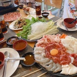 ครัวแจ่วฮ้อน ส้มตำ หมูกระทะ คลองด่าน บางบ่อ สมุทรปราการ