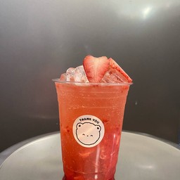 สตรอเบอรี่โซดา