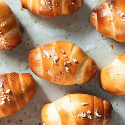 ปังเกลือ ยอดฮิต ชิโอะปัง shiopan