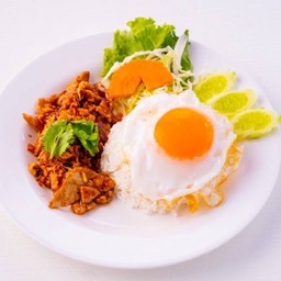 ข้าวกระเทียม