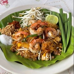 ผัดไทยวุ้นเส้นกุ้งสด