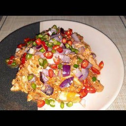 ปลากระป๋องผัดไข่