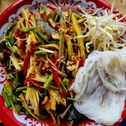 ใส่ทุกอย่างในร้าน