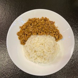 ข้าวหมูสับทอดกระเทียม