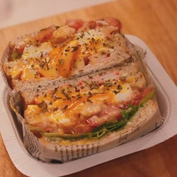 แซนวิชปูอัด+ไข่ดาว