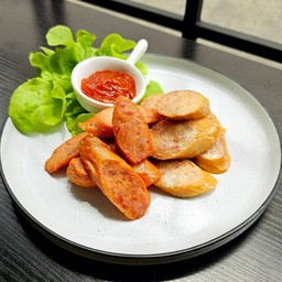 ไส้กรอกทอด