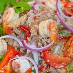 ข้าวไข่ข้น ยำแซ่บ