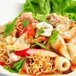 ยำมาม่า