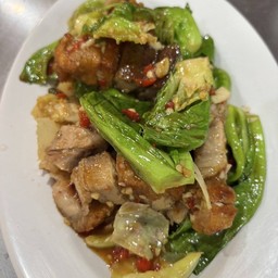 แขนงหมูกรอบ