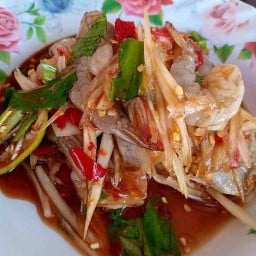 ส้มตำข้าวเหนียวไก่