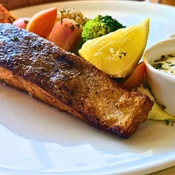 สเต็กปลาแซลมอน