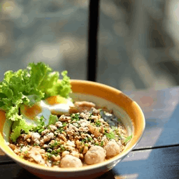 ข้าวราดแกงพิดโลก(ก๋วยเตี๋ยว,อาหารตามสั่ง)