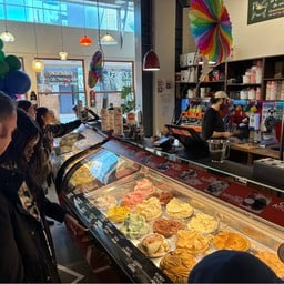 Rollickin Gelato Cafe