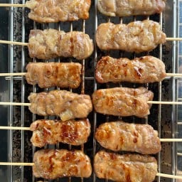 ไม้เด็ด ข้าวเหนียวหมูปิ้ง