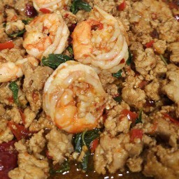 ข้าวกระเพรารสเด็ด-ครัวยายดวง 0645