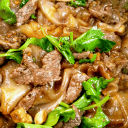 ผัดซีอิ๊วหมู