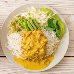 น้ำยากะทิใต้+เส้นขนมจีน