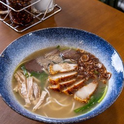 ก๋วยจั๊บญวน