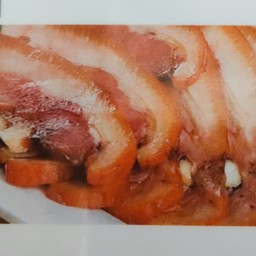 เนื้อหัวหมูตุ๋น