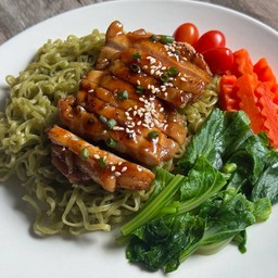 บะหมี่ผักไก่ย่างเทอริยากิ