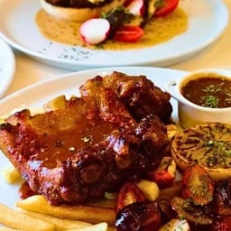 ซี่โครงหมูอบซอสบาบีคิว