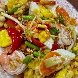 ตำข้าวโพดไข่เค็กุ้งสุก 130 บาท